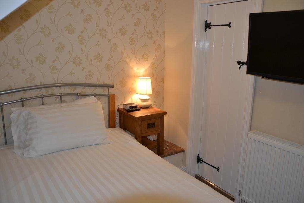 Crown Hotel Corwen Phòng bức ảnh